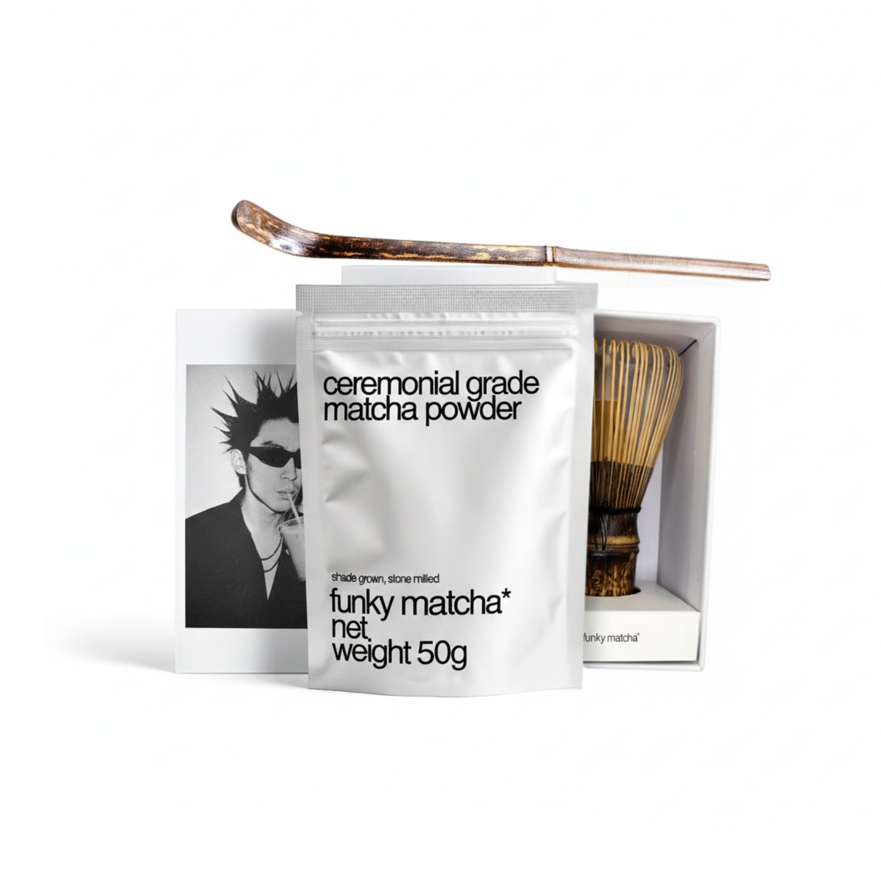Funky Matcha Gift Set - Ceremonial matcha powder, black bamboo set